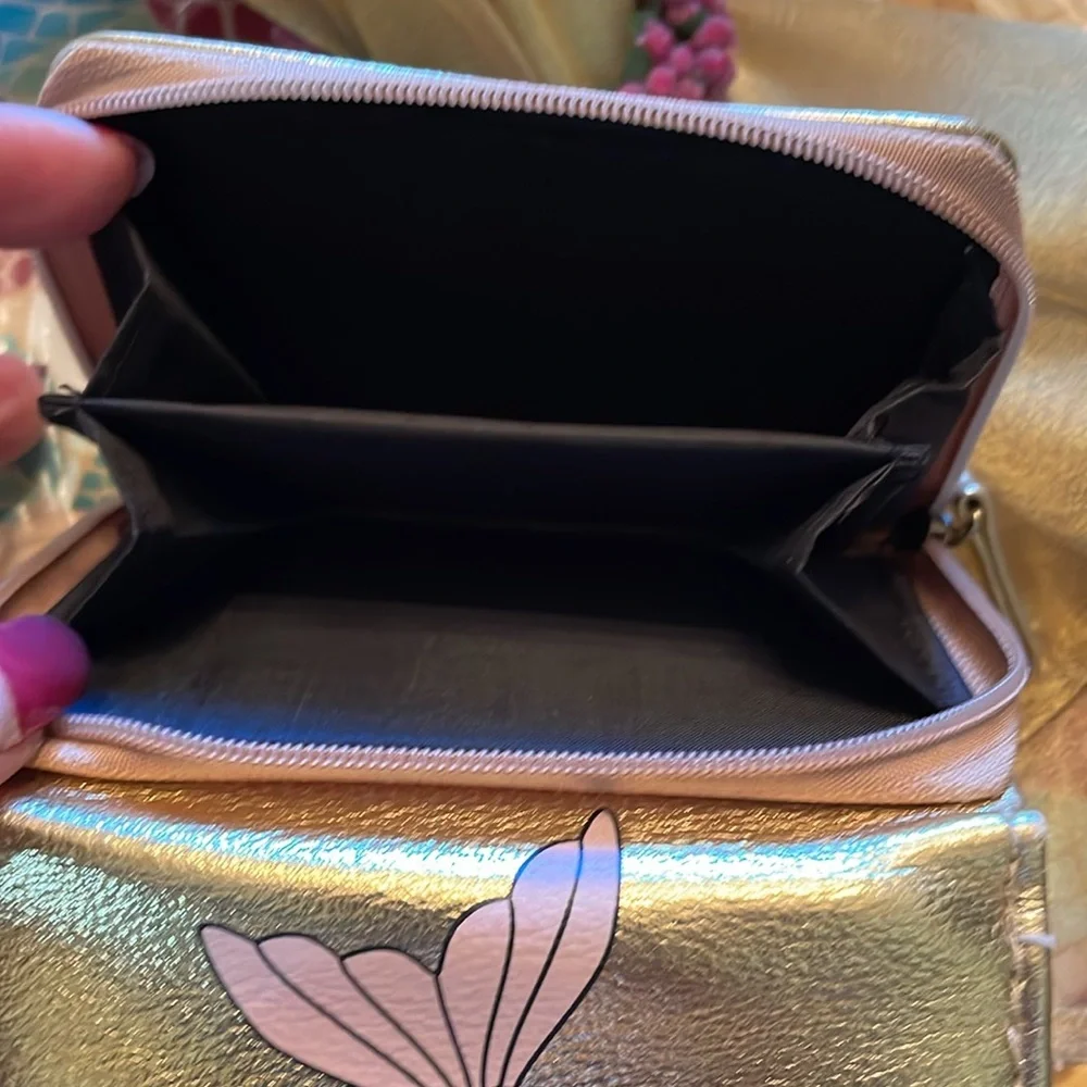 Gold metallic Mermaid Coin purse photo wallet w back zipper Excellent preowned